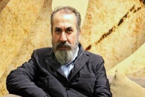 سیامک انصاری عذرخواهی کرد