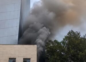 مدیرعامل هتل پارسیان استقلال: آتش‌سوزی در انبار لوازم مستعمل رخ داد/ هیچ تلفات جانی و شائبه خرابکاری وجود ندارد