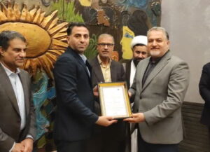 از مدیر و کارکنان هتل هما بندرعباس برای خدمت‌رسانی به آسیب‌دیدگان جنگ تقدیر شد