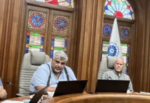 در نشست رئیس اتاق بازرگانی یزد با اصحاب رسانه مطرح شد ؛  رئیس اتاق بازرگانی یزد: تعهدات ارزی دست‌وپای صادرکنندگان را بسته است