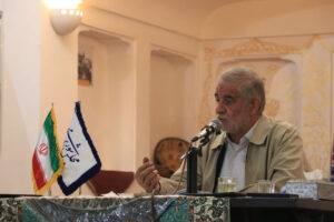 در نشست صمیمی نماینده یزد با اصحاب رسانه در هتل والی مطرح شد:     یزد در مسیر عبور از ابرچالش‌های زیرساختی؛ از پیگیری شفافیت قیمت فولاد تا اصلاح سیاست‌های مسکن
