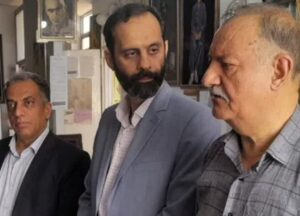 تجلیل از استاد «سید علی‌اصغر چیتی»؛ هنرمند پیشکسوت نقاشی روی مخمل در یزد